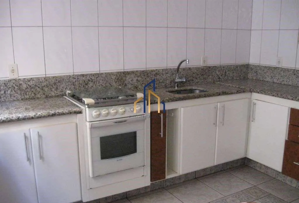 Imagem Sobrado para Venda em Santo André / SP no bairro Vila Scarpelli