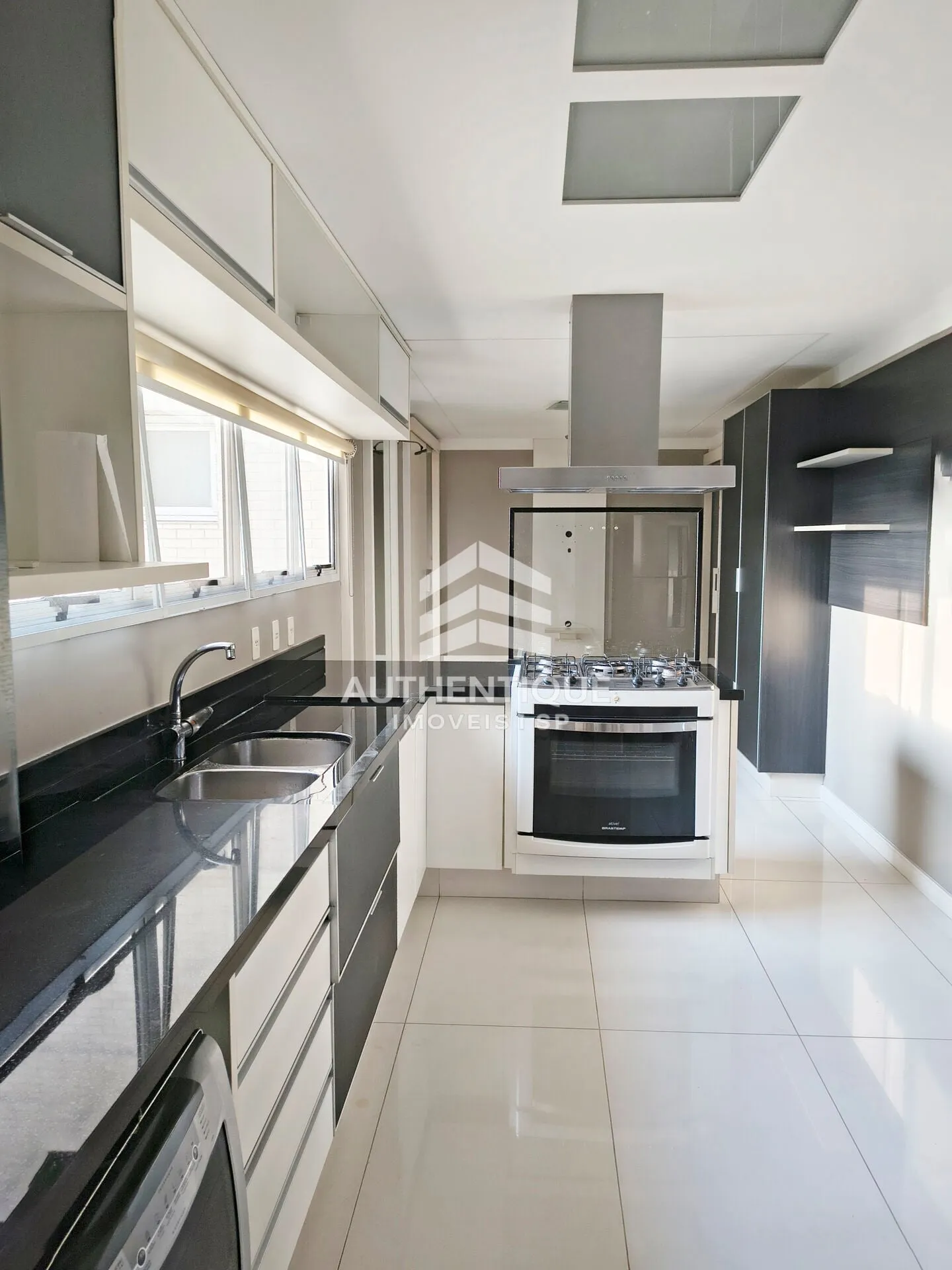 Imagem VILLAGGIO PANAMBY - Apartamento no bairro Panamby à venda