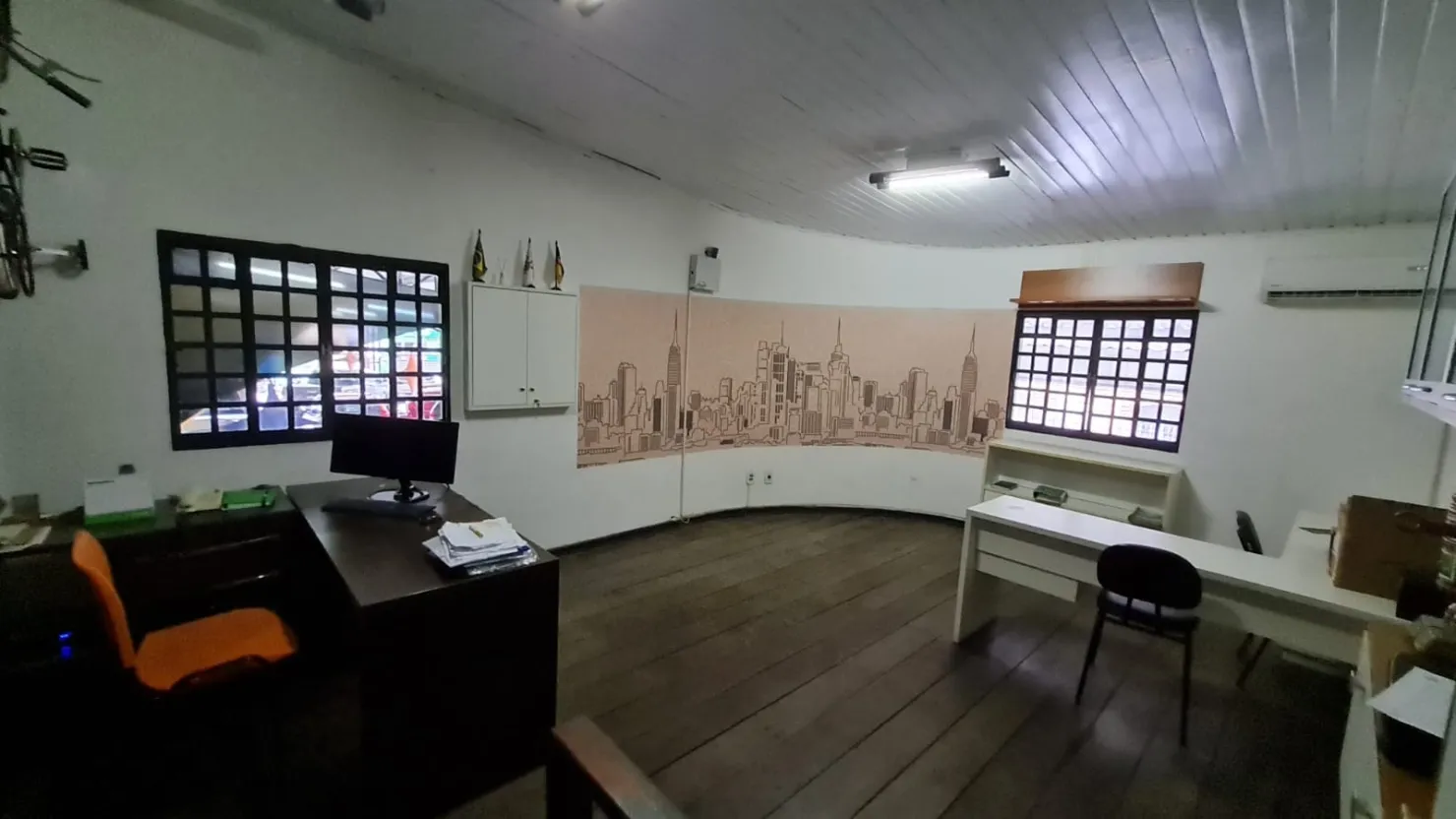 Imagem Comercial à venda 18 Vagas, 500M², Centro, Pindamonhangaba - SP