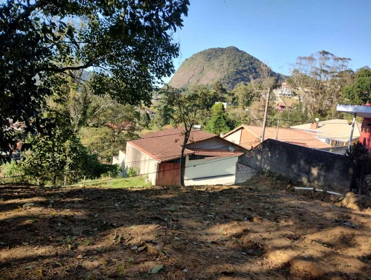 Imagem Terreno para Venda em Teresópolis / RJ no bairro Parque do Ingá