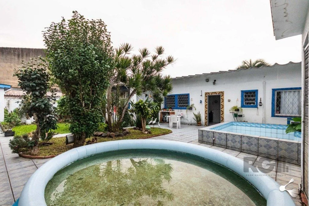 Imagem Casa para Venda - 240m², 3 dormitórios, sendo 1 suites, 3 vagas - Cristal