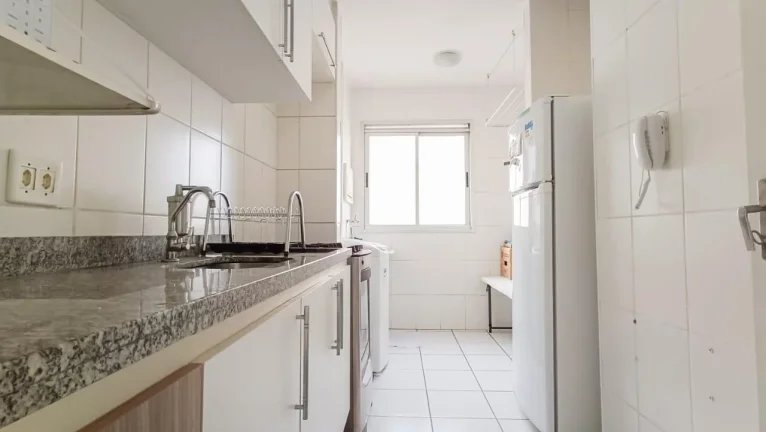 Imagem Excelente apartamento á venda DIRETO COM A PROPRIETARIA, mobiliado em São Paulo, ideal para quem busca conforto e praticidades.