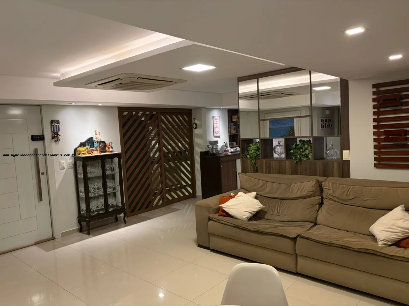 Imagem Apartamento para Venda em Natal, Tirol, 3 dormitórios, 2 suítes, 3 banheiros, 2 vagas