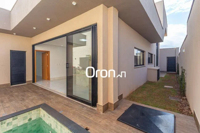 Imagem Casa com 4 dormitórios à venda, 220 m² por R$ 1.990.000,00 - Residencial Goiânia Golfe Clube - Goiânia/GO