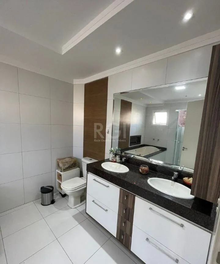 Imagem Casa Condominio para Venda - 144m², 3 dormitórios, sendo 3 suites, 4 vagas