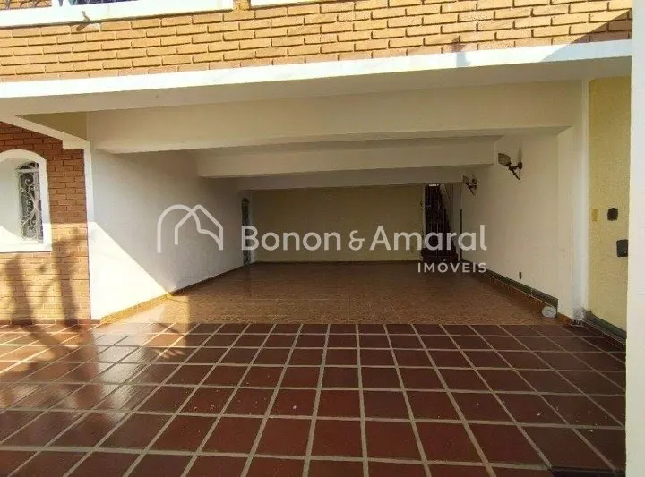Imagem LINDA E ESPAÇOSA CASA A VENDA NO JARDIM DAS OLIVEIRAS