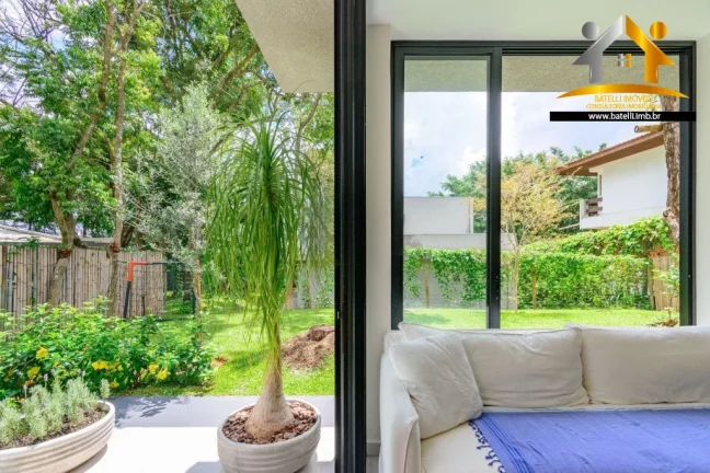 Imagem Casa à venda no condomínio Vila dos Jacarandás na Granja Viana - Batelli Imóveis