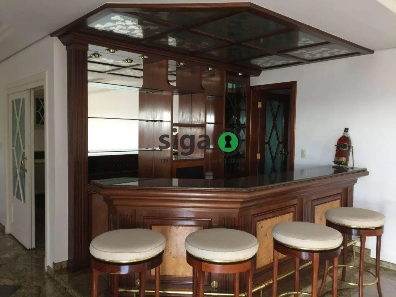 Imagem APARTAMENTO DE ALTO PADRÃO COM 590M², HALL PRIVATIVO E 5 VAGAS
