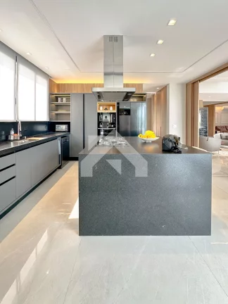 Imagem Casa de Condomínio em Residencial Morada dos Lagos - Barueri