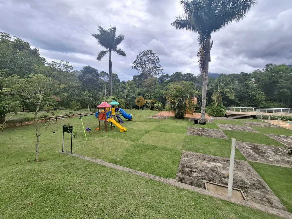 Imagem Terreno em Condomínio para Venda em Teresópolis / RJ no bairro Parque do Imbui