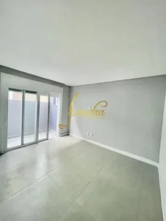 Imagem Casa térrea em condomínio fechado com 04 suites