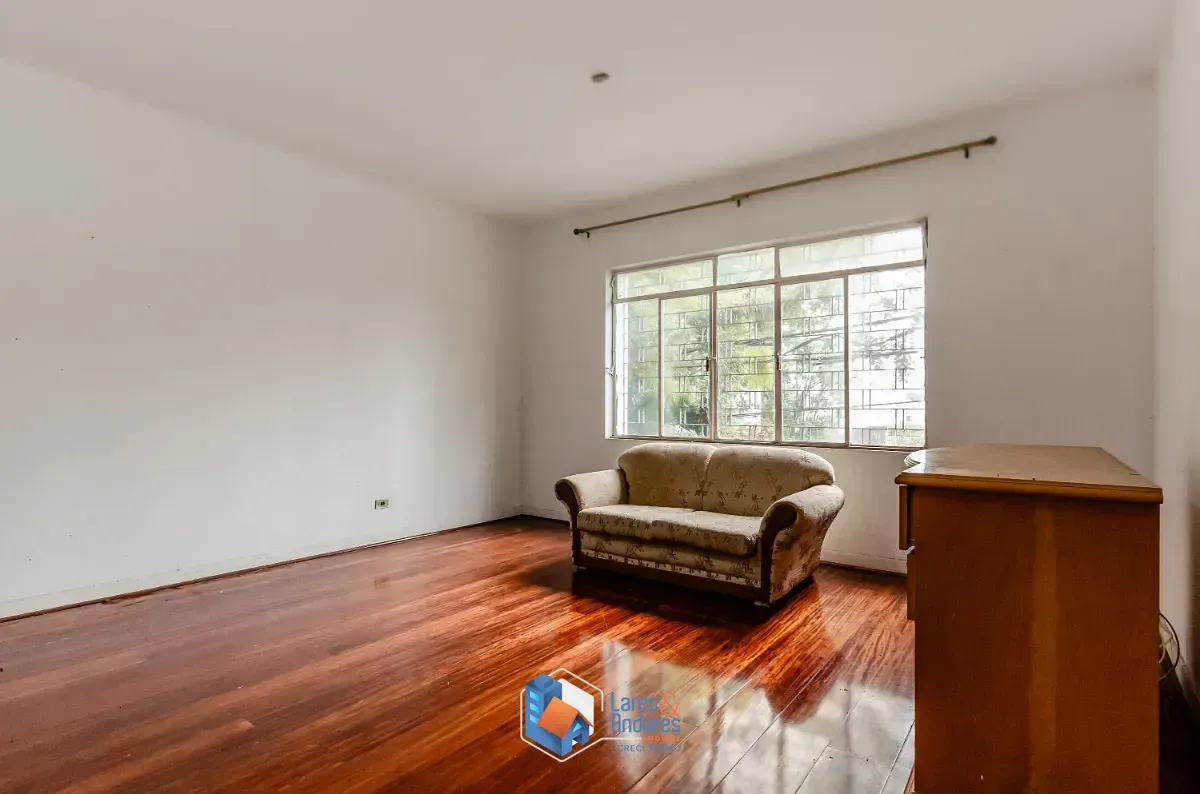 Imagem Casa para venda em Vila Mariana com 3 quartos, 200m²