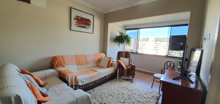 Imagem Apartamento com 2 Quartos à Venda, 71 m²em Teresópolis - Porto Alegre