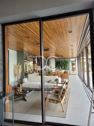 Imagem Condomínio Alphaville Nova Esplanada 3 - Venda Casa Térrea | AC 249m² | AT 465 m² | 3 Suítes | 1 Sala de TV | 5 Ban | 4Vagas | Piscina