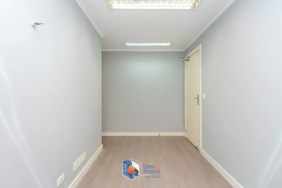 Imagem Conjunto comercial para venda e locação em República, 260m²