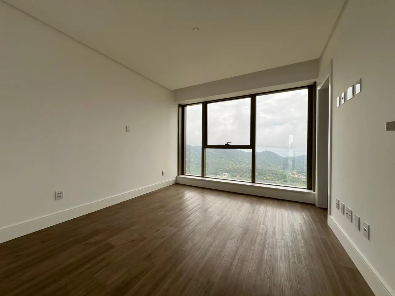 Imagem Apartamento com vista para o mar à venda com 530m2 por R$ 26.000.000,00