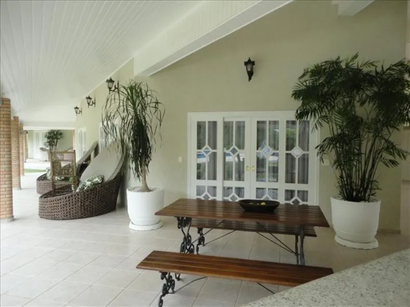 Imagem Casa Exclusiva no Cond. Residencial City Castelo com 680M²