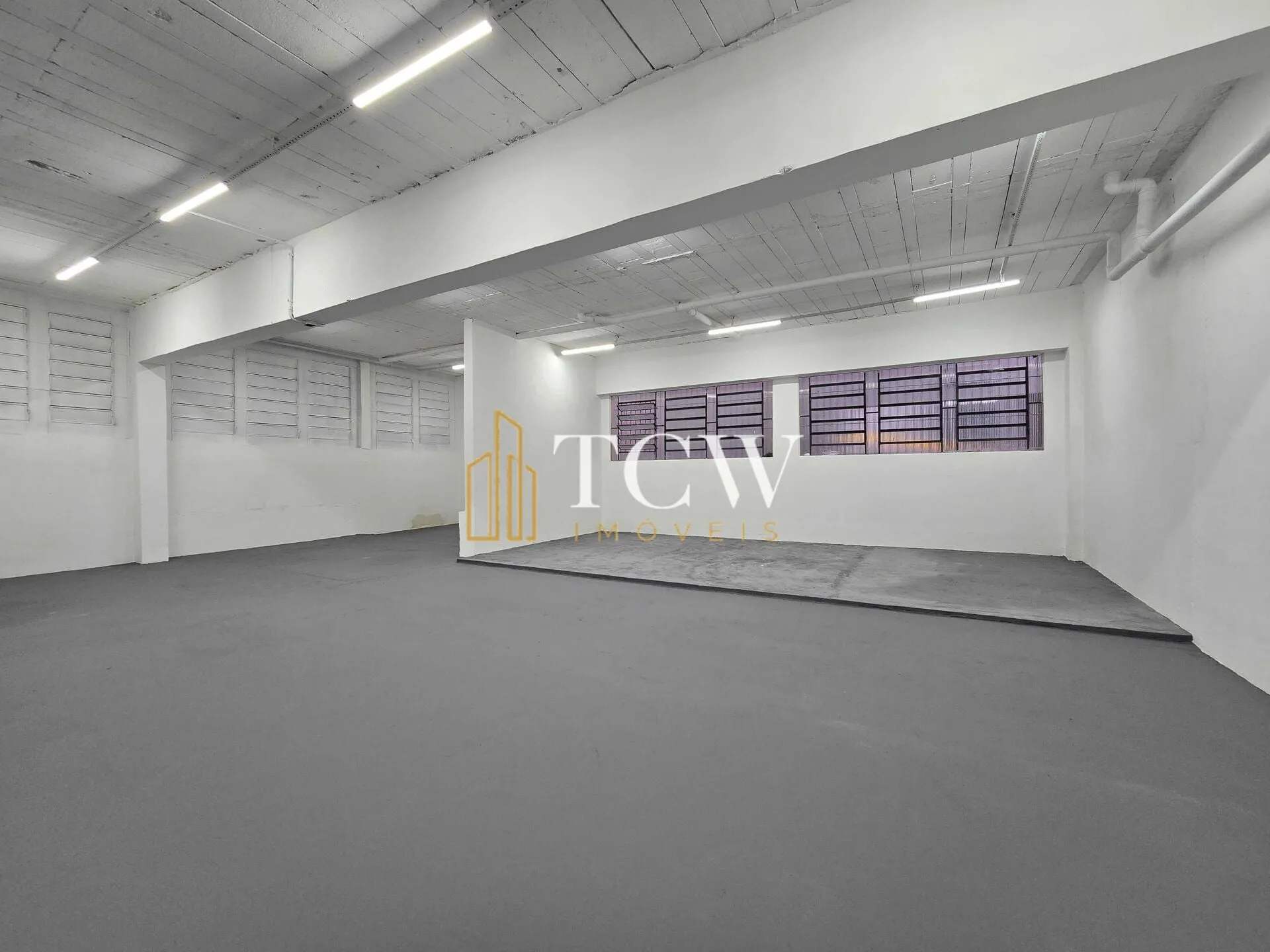 Foto do imóvel: Galpão/Predio Comercial à venda | 1222m2 | Bom Retiro/SP em Belenzinho