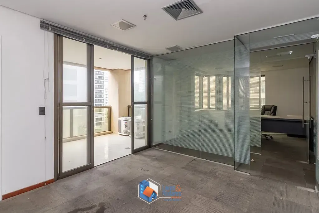 Imagem Sala à venda 3 Vagas 111.7M² Vila Olímpia São Paulo - SP