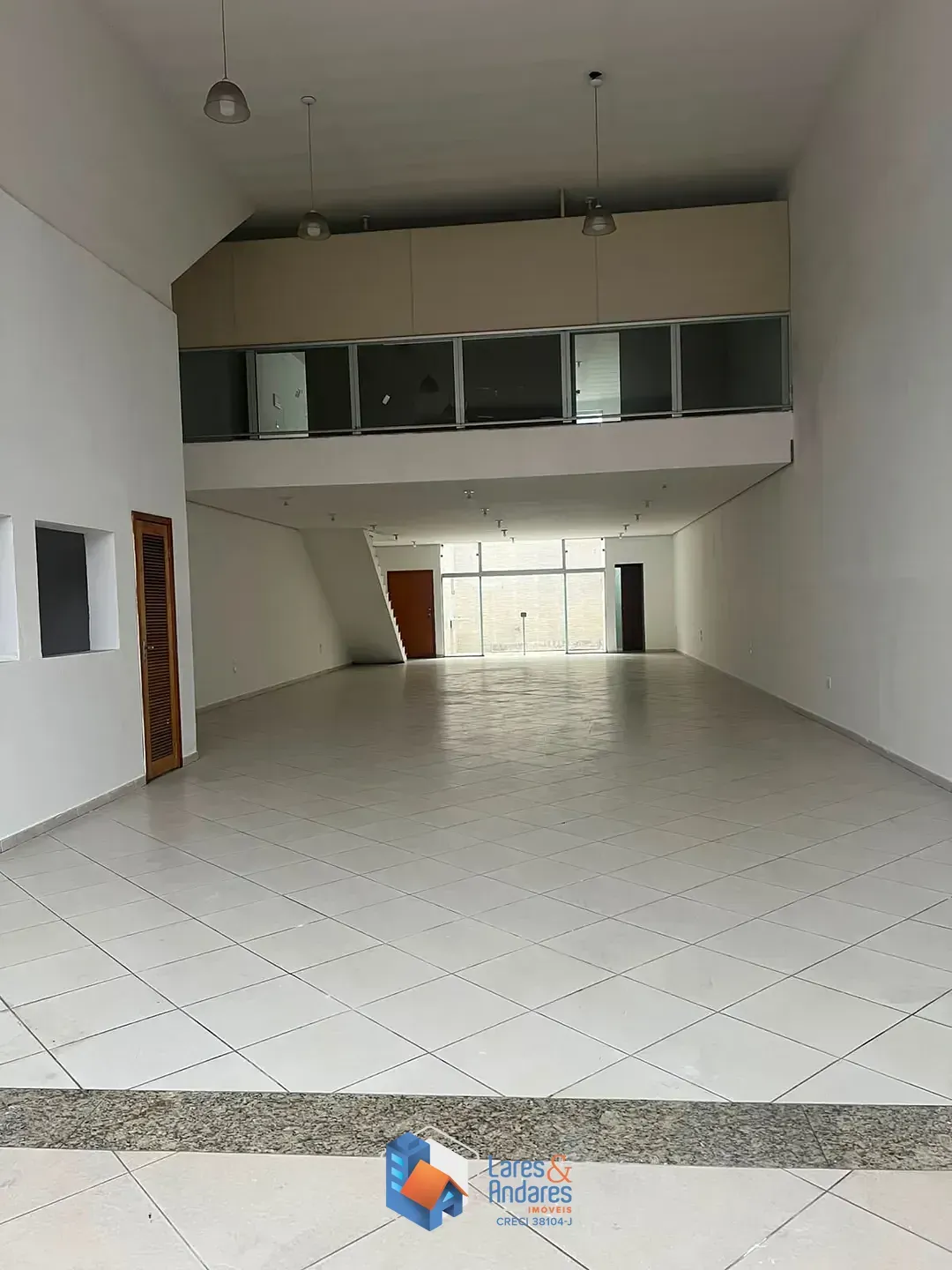 Imagem Casa comercial para venda em Vila Gomes Cardim, 534m²