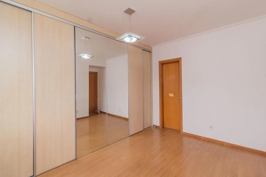 Imagem Apartamento, 4 dormitórios, sacada fechada com churrasqueira - Av. Panamericana