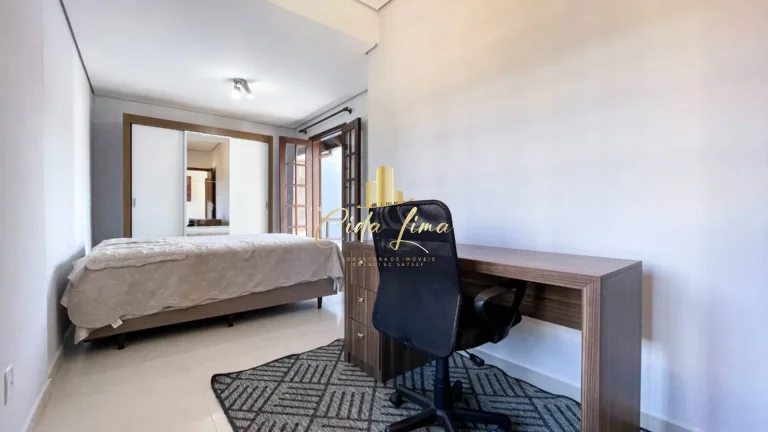 Imagem Casa alto padrão a venda no Pico da Cruz no Rio Tavares SC.