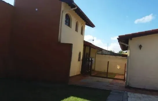 Imagem Casa para Venda em Itanhaém, Tupy, 5 dormitórios, 2 suítes, 2 banheiros, 10 vagas