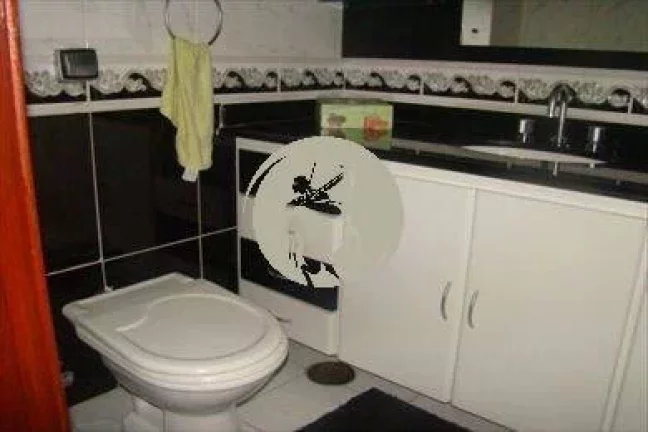 Imagem UNICA! MARAVILHOSA, QUINTAL COM PISCINA ENORME C/ CASCATA E LAMPADAS XENON, CHURRASQUEIRA, FORNO A L...