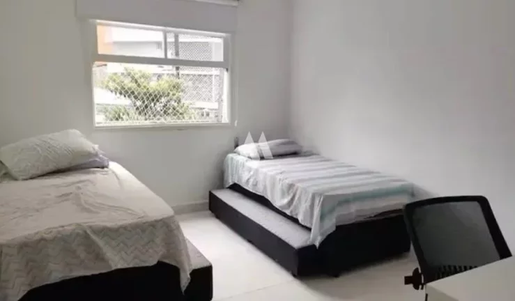 Imagem Apartamento á venda com 2 dormitórios 1 suite no Gonzaga em Santos