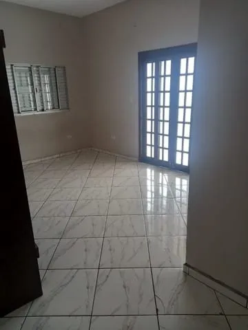 Imagem Comercial à venda e locação 4 Quartos, 1 Suite, 2 Vagas, 250M², Vila Olímpia, Taubaté - SP