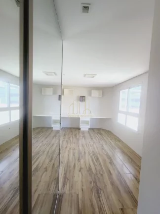 Imagem Excelente casa em condomínio fechado reformada com três suítes gabinete a venda em Stella Maris Salvador