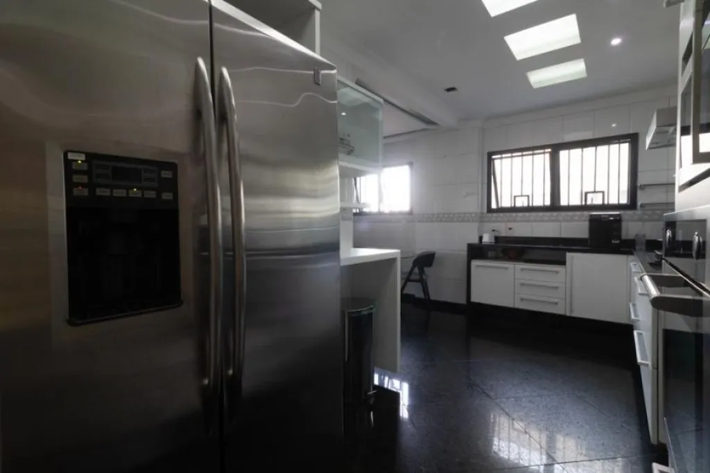 Imagem APARTAMENTO COM 266,00 m² - CANTO DO FORTE - PRAIA GRANDE SP