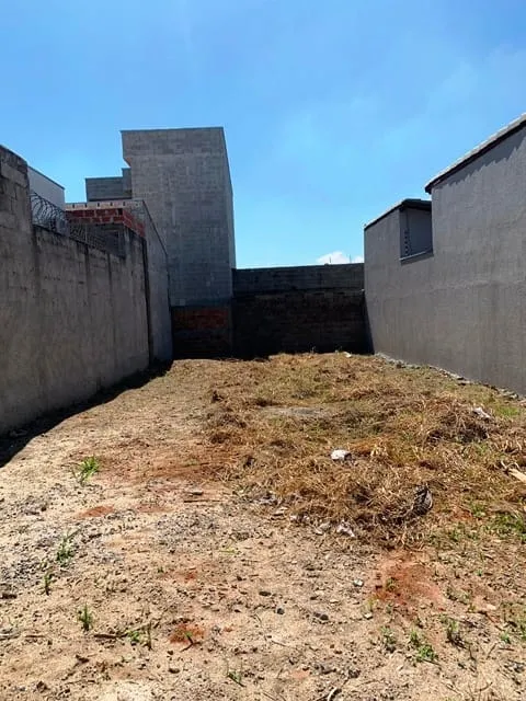 Imagem Terreno à venda 176M², Loteamento Residencial e Comercial Flamboyant, Pindamonhangaba - SP