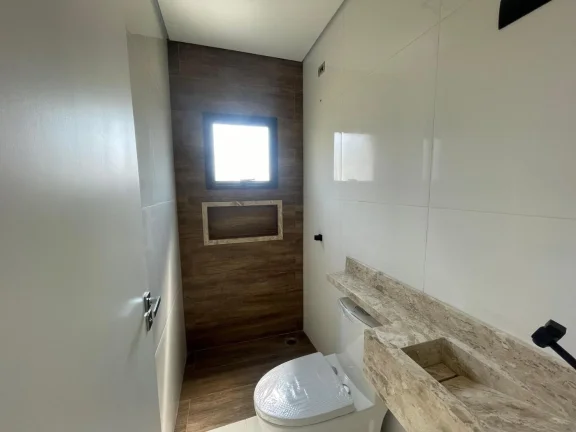 Imagem Casa com Piscina e Terraço no Condomínio Nova Jaguari