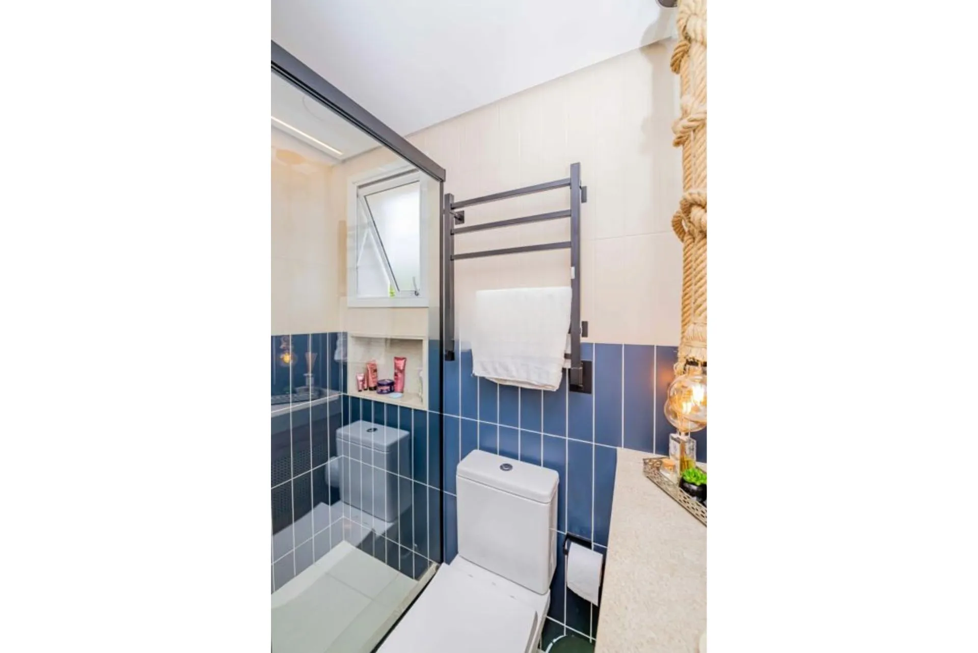 Imagem Apartamento à venda com 62m², 2 quartos, 1 suíte, 1 vaga
