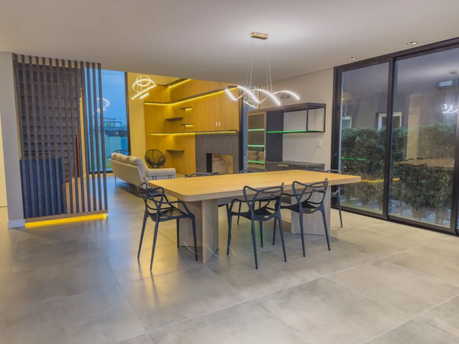 Imagem Casa à venda em Xangri-lá, Xangrila, com 4 quartos, 227m2