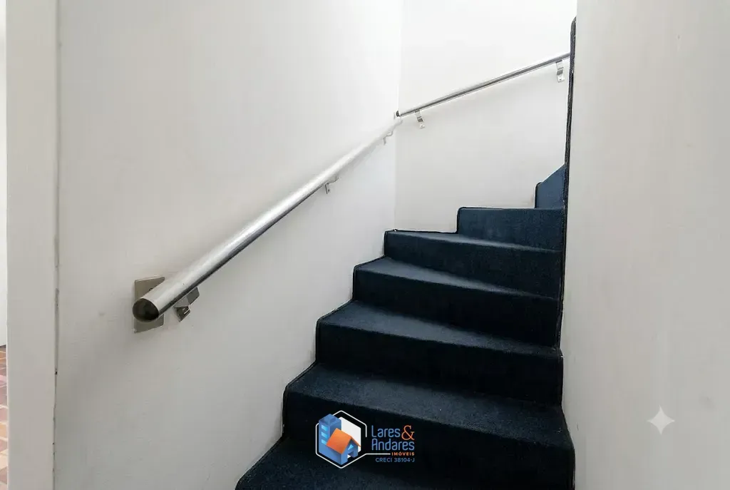 Imagem Sobrado para venda em Jardim Santa Cruz (Campo Grande) com 3 quartos, sendo 1 suíte, 167m²