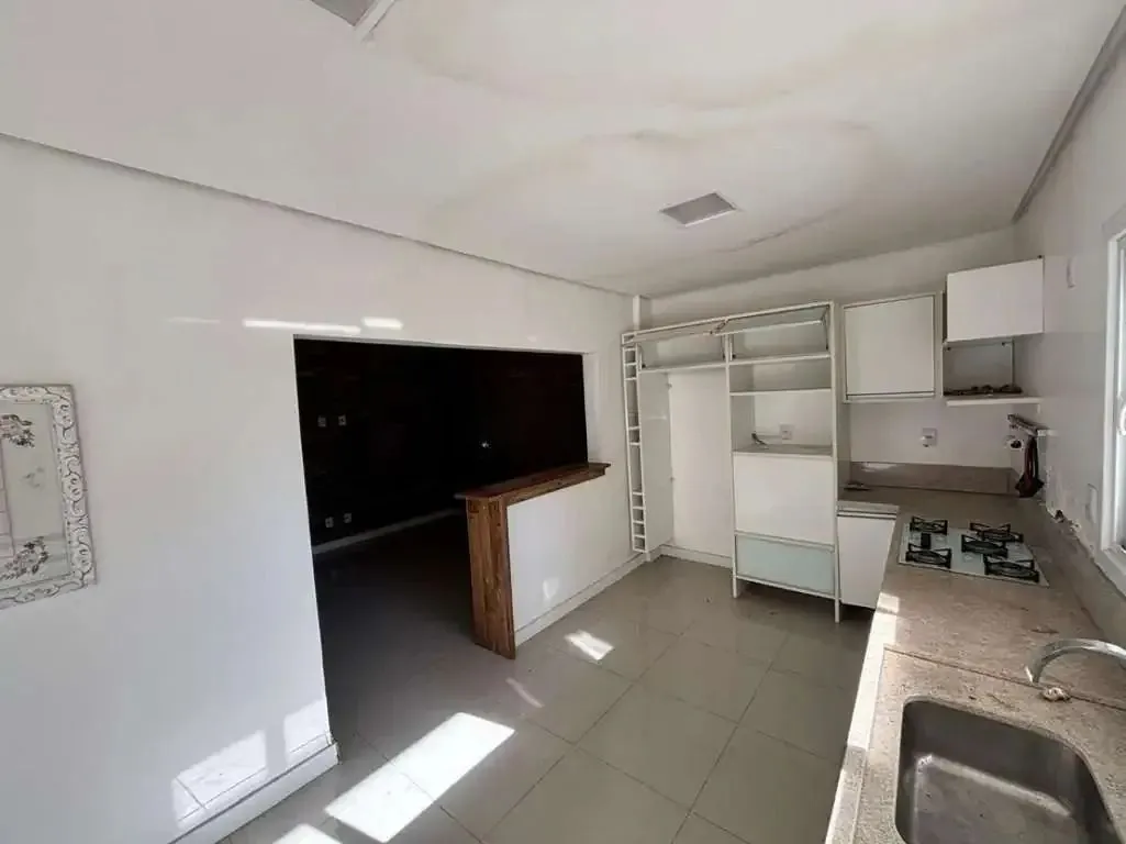 Imagem Casa com Vista Privilegiada e 2 Vagas no Jardim Floresta