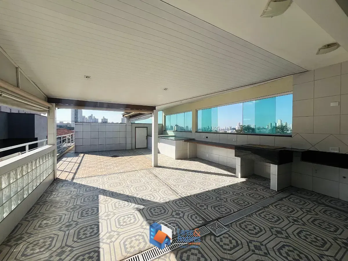 Foto do imóvel Sobrado para venda em Vila Moraes com 2 quartos, sendo 2 suítes, 300m² em Rua Marquês de Lages