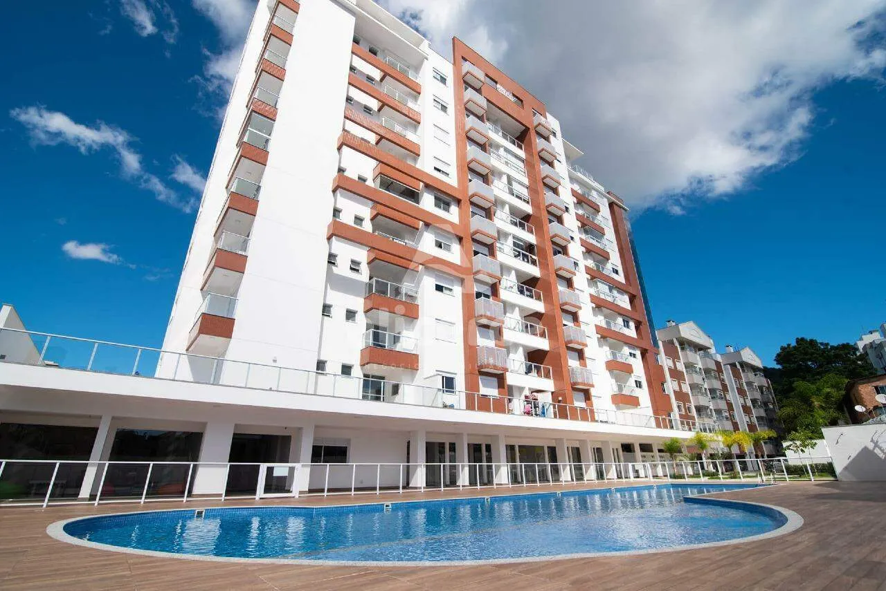 Imagem Apartamento à venda com 3 quartos 1 suíte, 156,52m² em Agronômica Florianópolis