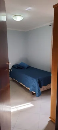 Imagem Sobrado com 224 m² 3 Dormitorios sendo 1 Suite e 2 Vagas de Garagens