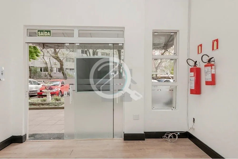 Imagem DESOCUPADA. LOJA com 49,77 m², de frente a rua projetada, Cond Parque Castor Farroupilha, Bloco Bet...