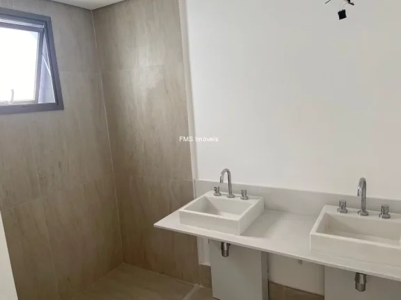 Imagem Cobertura com 3 suítes próximo a Av. Ibirapuera.