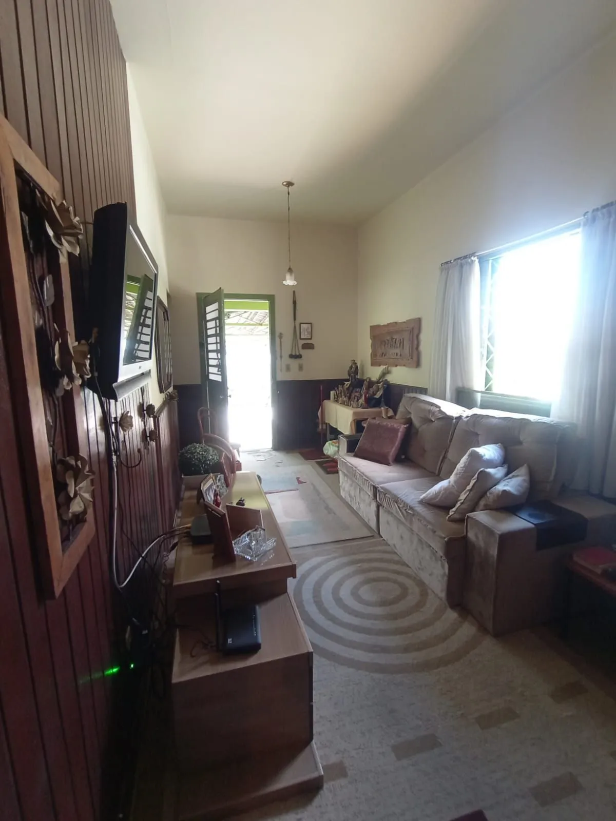 Imagem Casa 3 dormitórios no bairro Menino Deus em Porto Alegre para Alugar