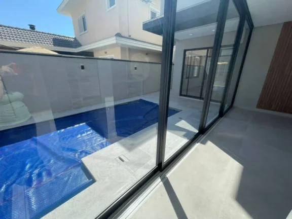 Imagem Casa Sobrado, 4 dormitórios ( 4 suítes), Piscina, Altos da Serra, Urbanova.
