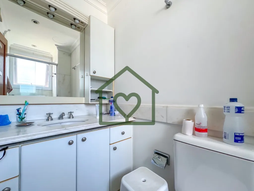 Imagem Apartamento de gestão da Label Brokers de 333 m² no bairro Bela Vista, em Porto Alegre. 
 
Amplo l...