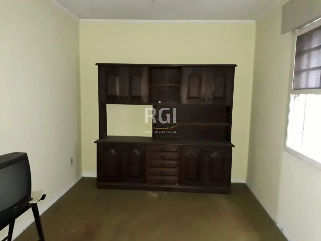 Imagem Casa para Venda - 415.8m², 5 dormitórios, 3 vagas - Menino Deus