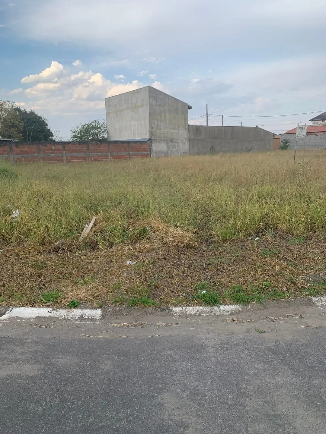 Imagem Terreno à venda 250M², Moreira César, Pindamonhangaba - SP