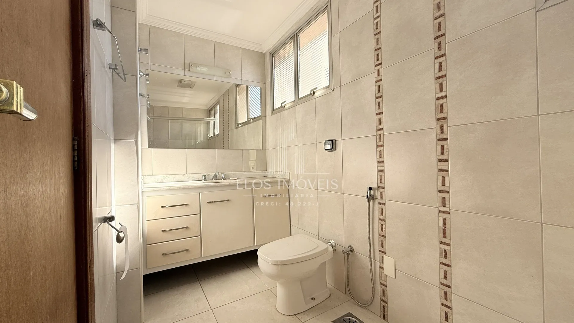 Imagem Apartamento de 4 quartos, 247m² no bairro Centro, em Limeira