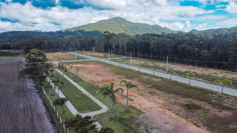 Imagem Terreno à Venda - Loteamento Quinta das Palmeiras, Campo Duna, Garopaba-SC! Oportunidade!!